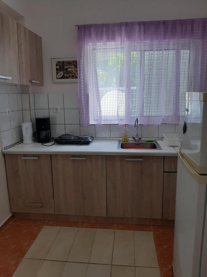 Ferienwohnung Cozy Flat In Néa Mákri Exterior foto
