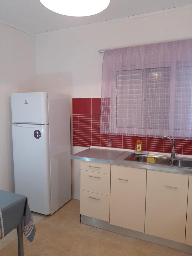 Ferienwohnung Cozy Flat In Néa Mákri Exterior foto