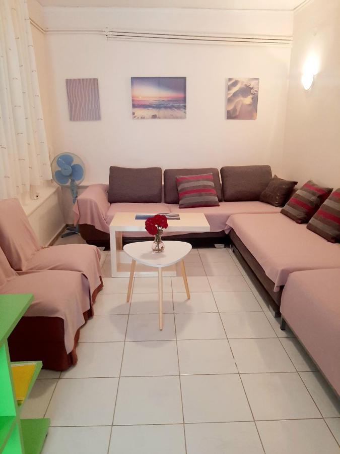 Ferienwohnung Cozy Flat In Néa Mákri Exterior foto